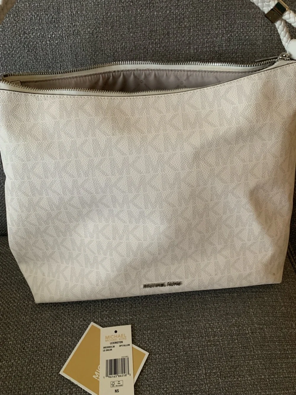 Michael Kors Cream Signature Tote with Gold Logo - Picture 1 of 10